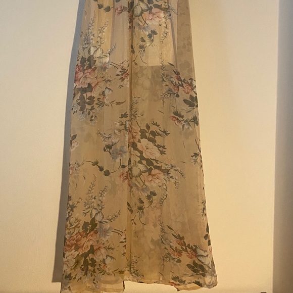 Pink floral maxi dress - Picture 6 of 7